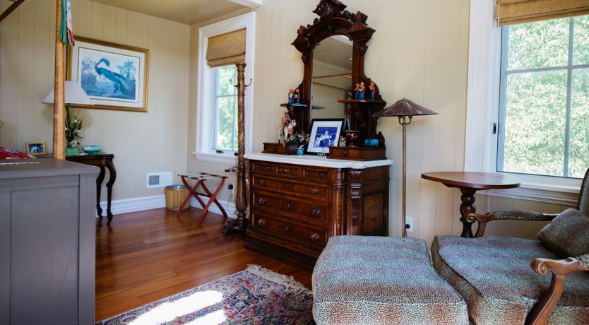 Photo of Jewel on the Hudson