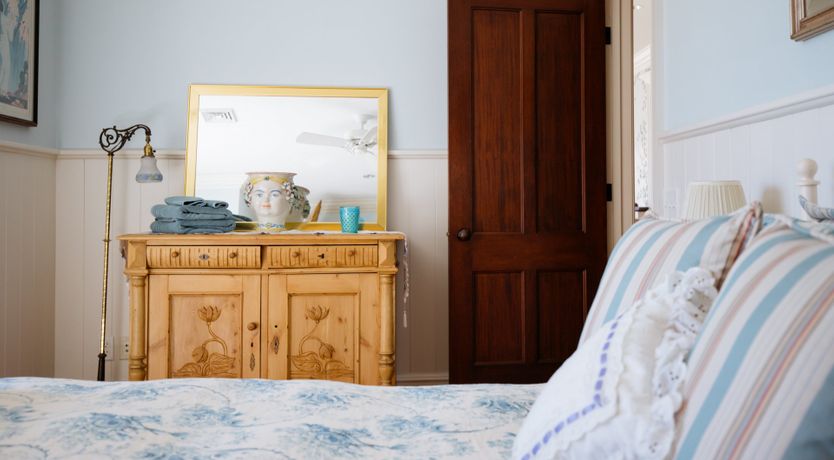 Photo of Jewel on the Hudson