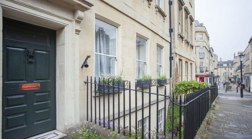 Photo of Georgian Courtyard