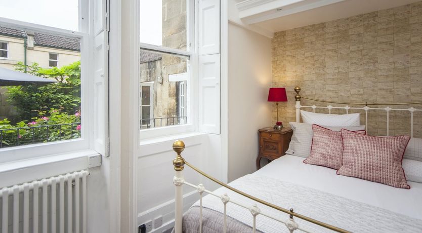 Photo of Georgian Courtyard