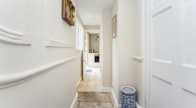 Photo of Georgian Courtyard