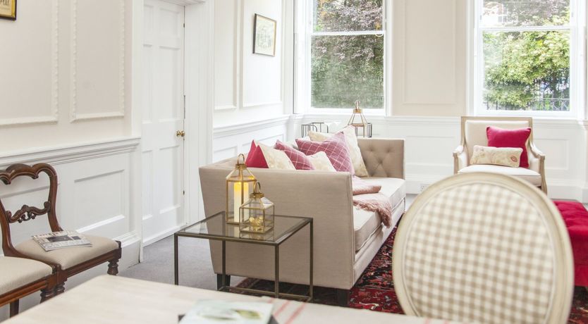 Photo of Georgian Courtyard