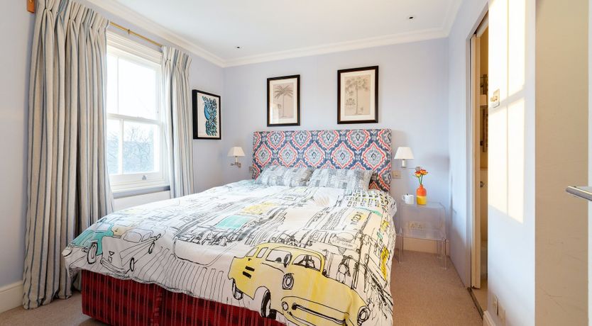 Photo of The Ifield Garnet