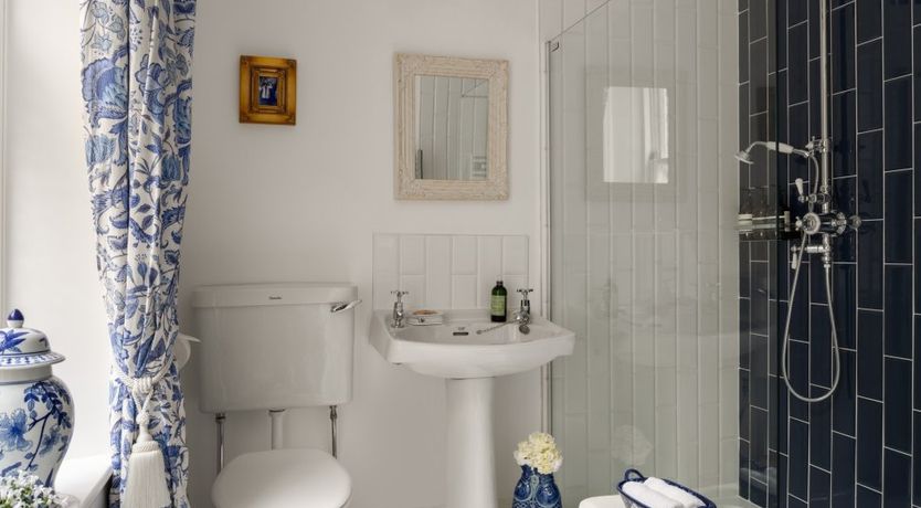 Photo of Baronial Bliss