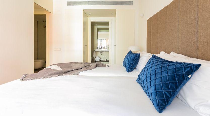 Photo of Royal Optics