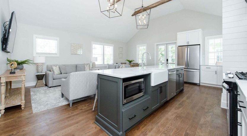 Photo of Southern Charm