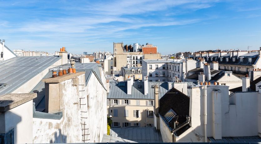 Photo of Parisian Peekaboo