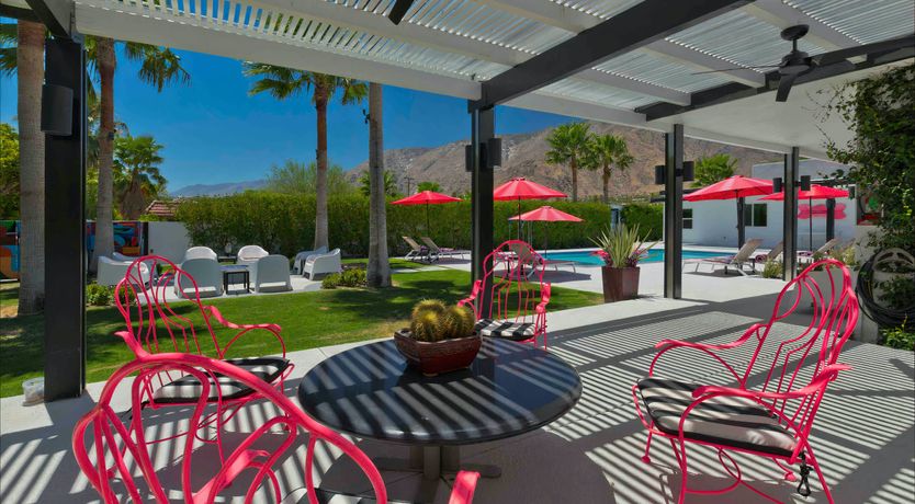 Photo of Distinguished Beauty