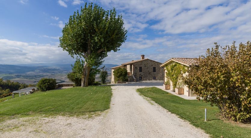 Photo of Farmhouse Modern