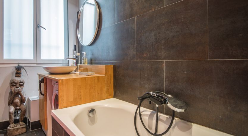 Photo of Eiffel Courtyard