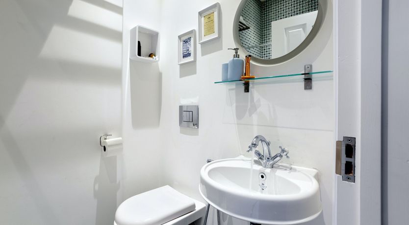 Photo of Lights of Linden