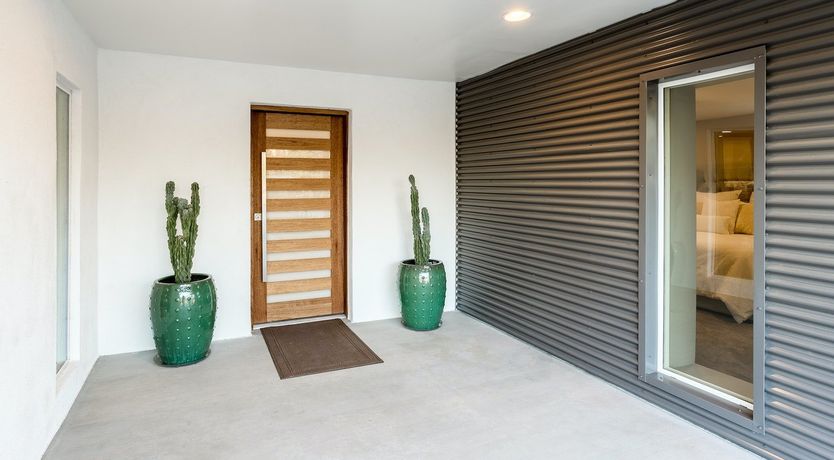 Photo of A Phoenix Breeze