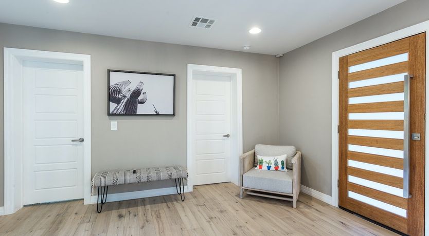 Photo of A Phoenix Breeze