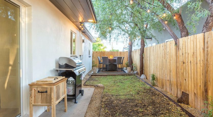 Photo of A Phoenix Breeze