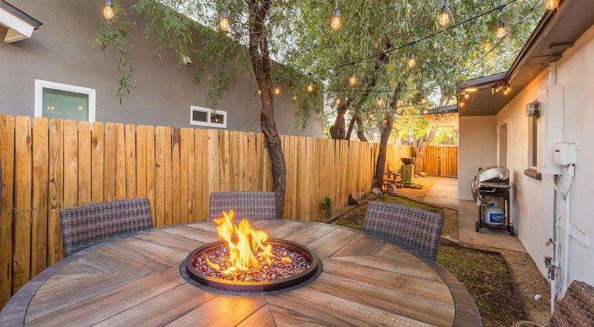 Photo of A Phoenix Breeze