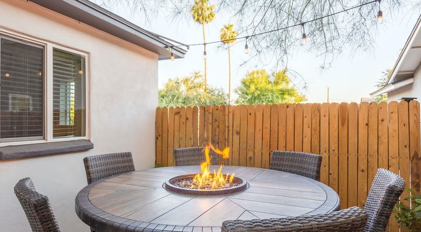 Photo of A Phoenix Breeze