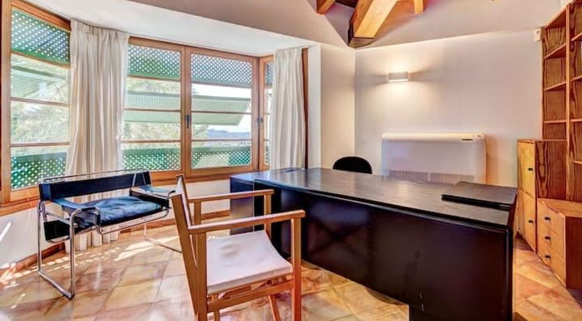 Photo of Sea and Be Seen