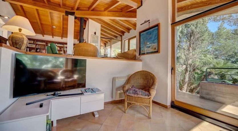 Photo of Sea and Be Seen