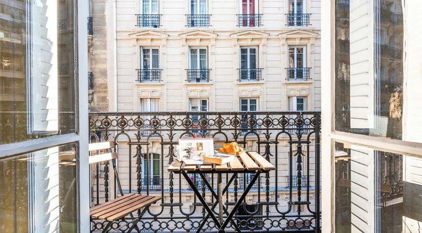 Photo of Fifteen Minutes of Fame