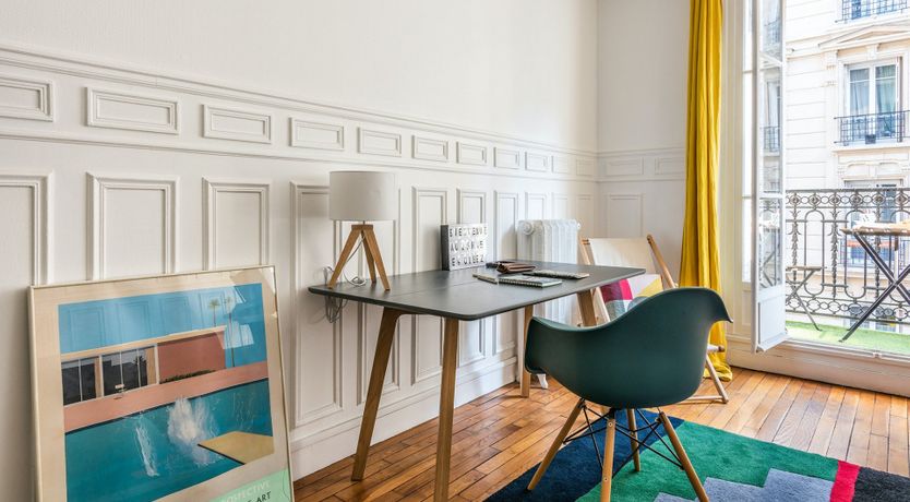 Photo of Fifteen Minutes of Fame