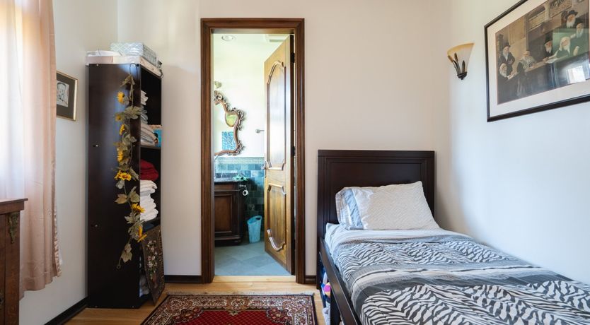 Photo of Malibu Tuscany Paradise