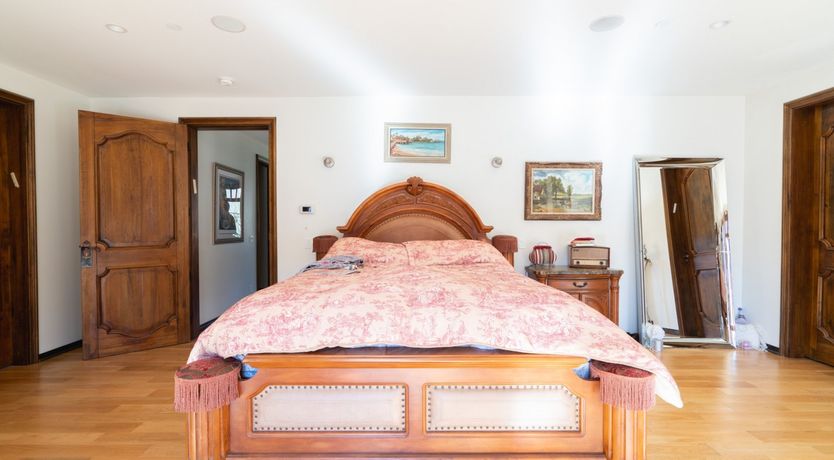 Photo of Malibu Tuscany Paradise