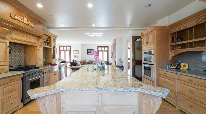 Photo of Malibu Tuscany Paradise