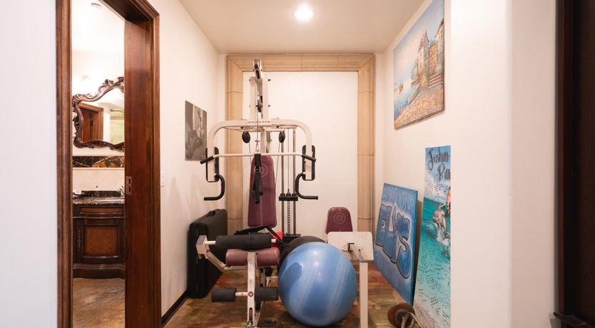 Photo of Malibu Tuscany Paradise