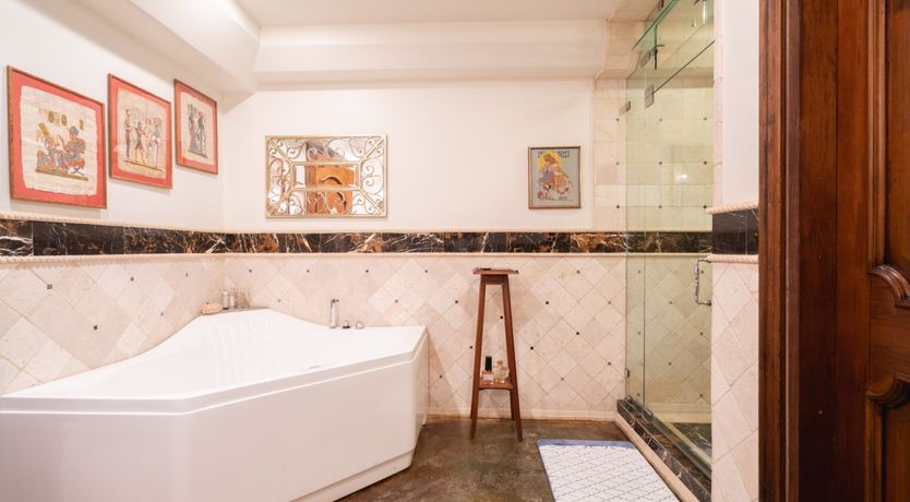 Photo of Malibu Tuscany Paradise