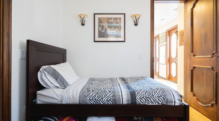 Photo of Malibu Tuscany Paradise