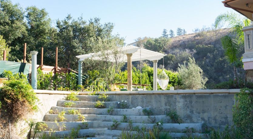 Photo of Malibu Tuscany Paradise