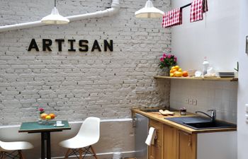 Artisan Ambience Apartment