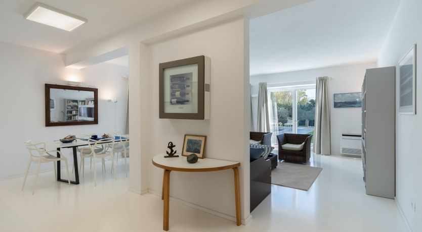 Photo of Myrtle Bloom