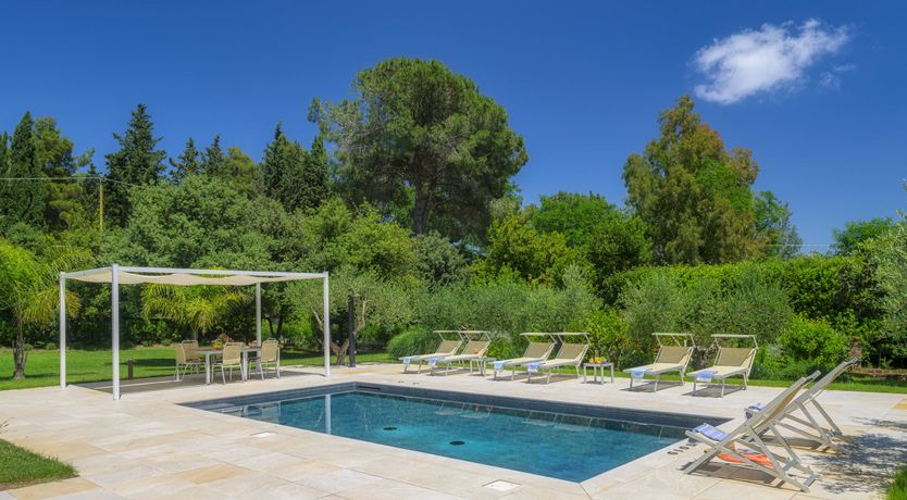 Photo of Myrtle Bloom