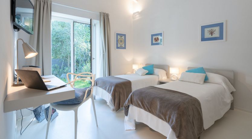 Photo of Myrtle Bloom