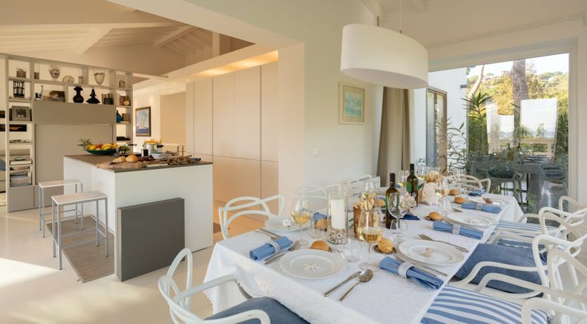 Photo of Myrtle Bloom