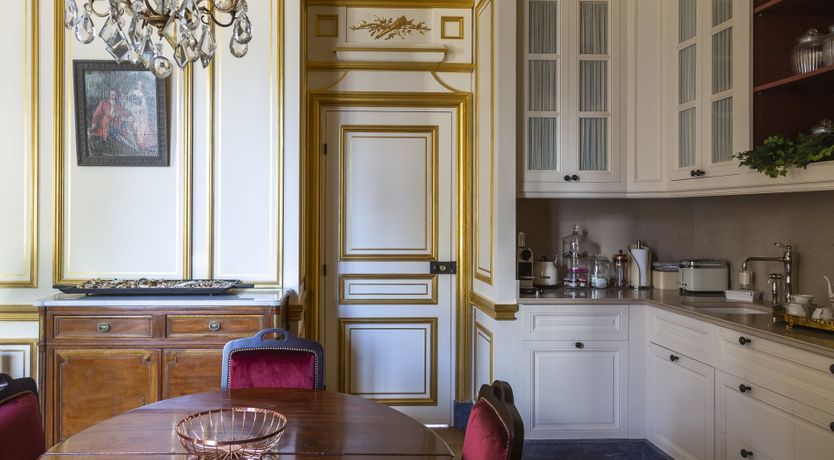 Photo of Marais Royalty