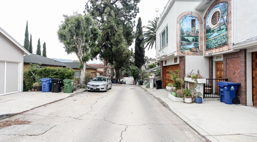 Photo of Sun of a Gun