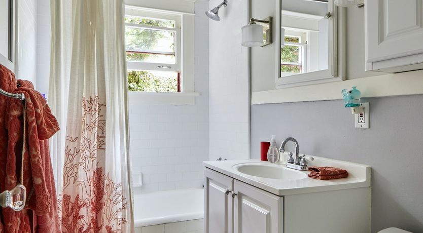 Photo of A Peachy Life