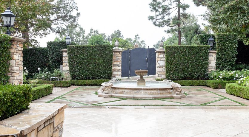 Photo of The Sculpture Garden