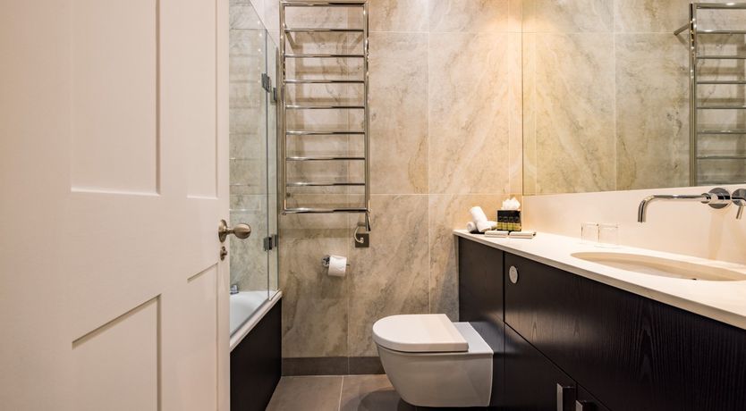 Photo of The Mayfair Suite II