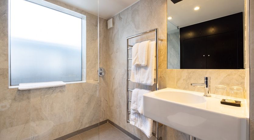 Photo of The Mayfair Suite II