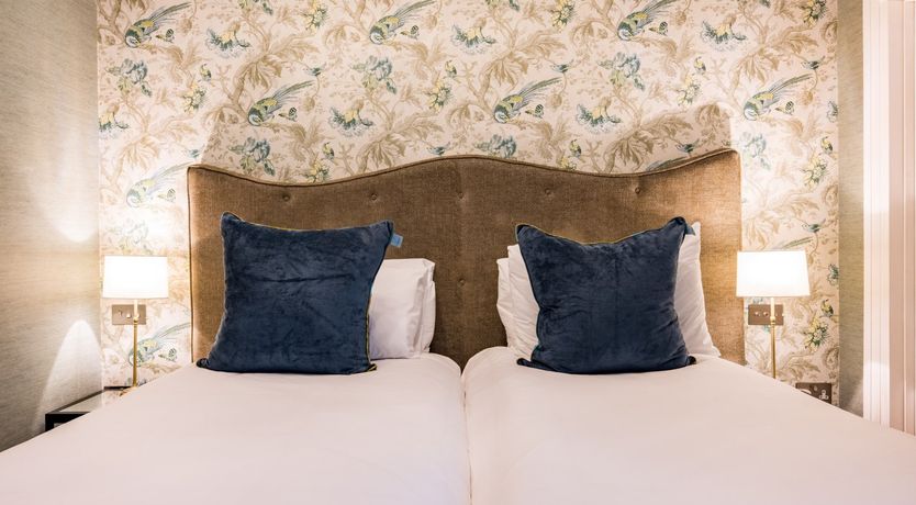 Photo of The Mayfair Suite II