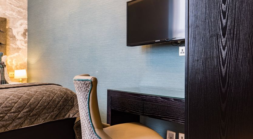 Photo of The Mayfair Suite II