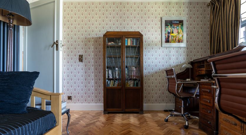 Photo of Art Deco House