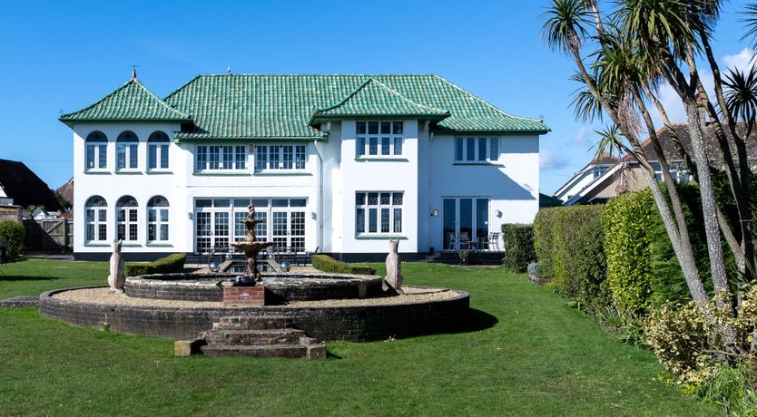 Photo of Art Deco House