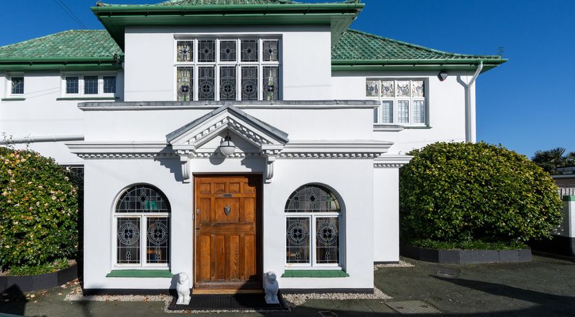 Photo of Art Deco House