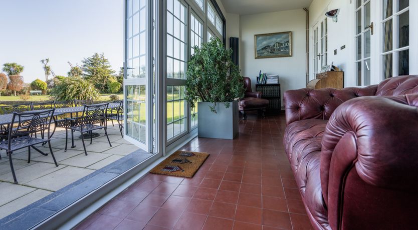 Photo of Art Deco House