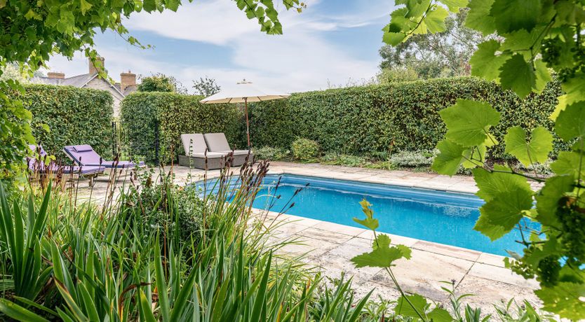 Photo of Honey Stone