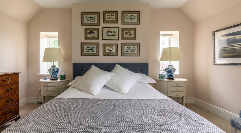 Photo of Honey Stone